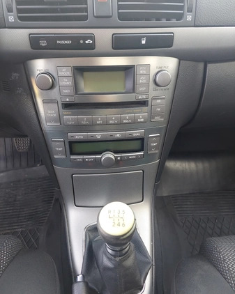 Toyota Avensis cena 13900 przebieg: 272399, rok produkcji 2007 z Kraków małe 172
